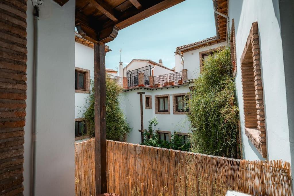 Апартаменты Qh Caldeleria Vieja Гранада Экстерьер фото